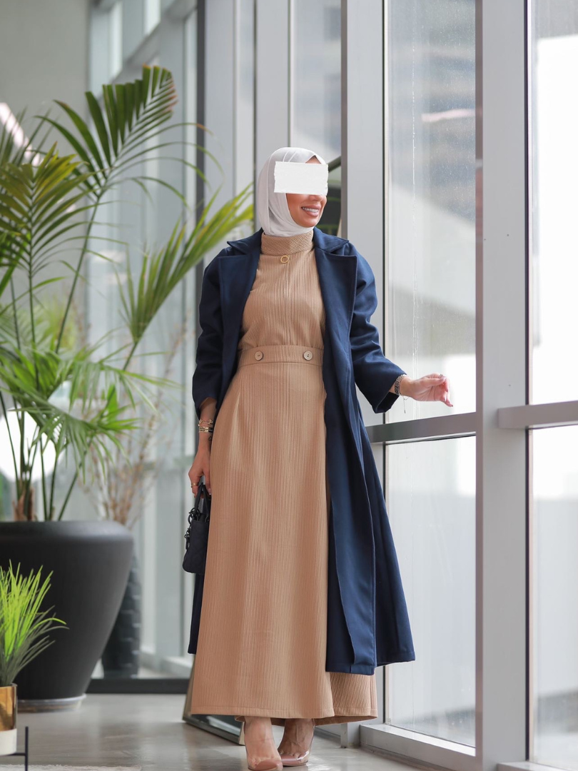 Belted Long Coat Winter Travel Set